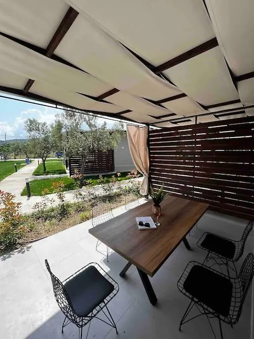 Casa vacanze •Naiades Villas• Castalia• Ladhario